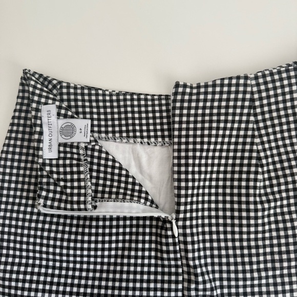 Urban Outfitters Womens Mini Skirt Size S Black White Gingham Plaid Preppy Y2K - Picture 4 of 10
